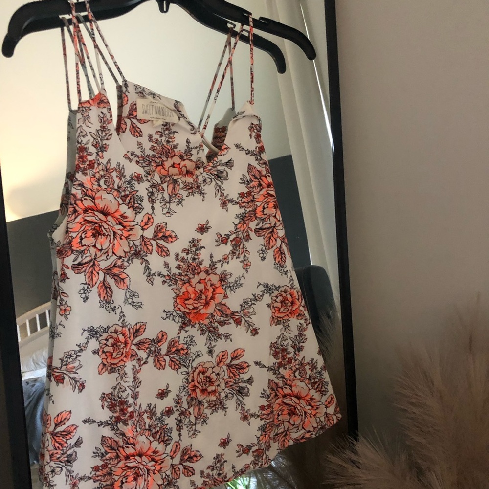 Floral top